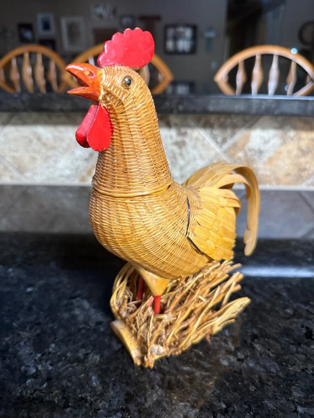 Kiangsi Handicrafts Rooster Chicken Basket With Lid Vintage